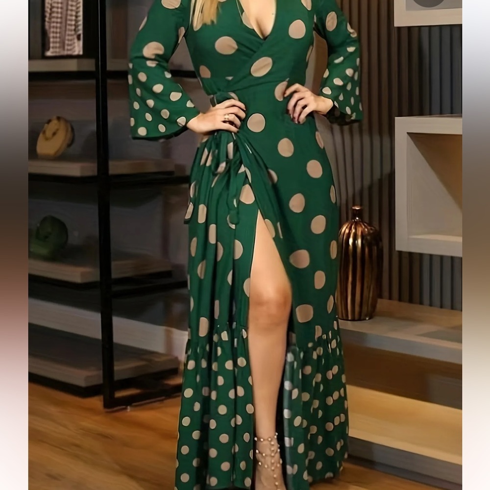 dress - Picture 2 of 2